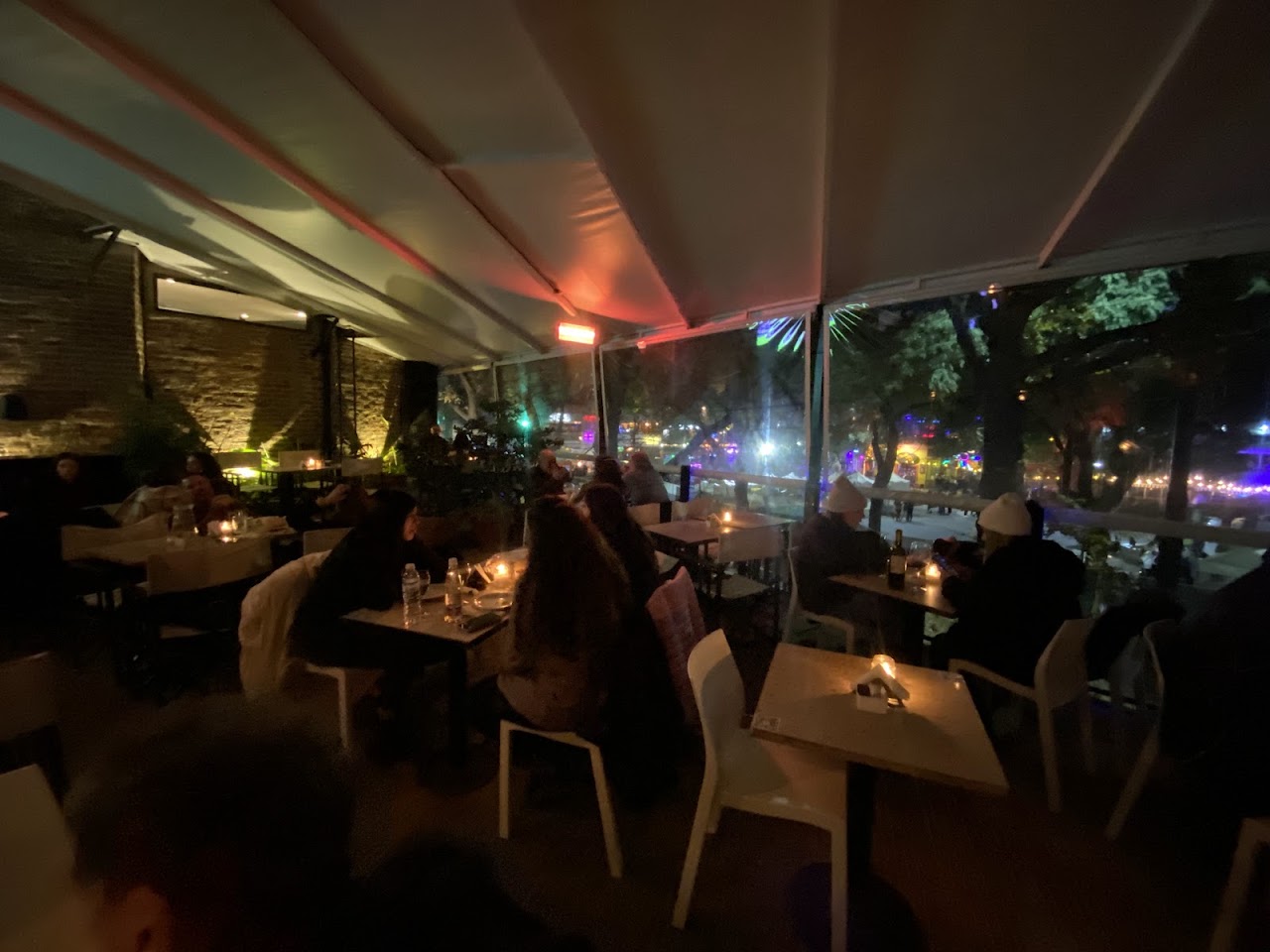 Terraza bohemia de El Taller
